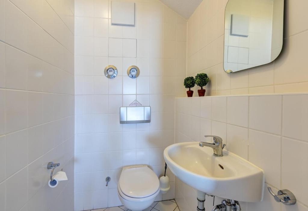 Grosse Schoene 3 Zimmer Ferienwohnung - 100 Qm - In Strandnaehe Fuer 6 Personen!! Heringsdorf  Esterno foto