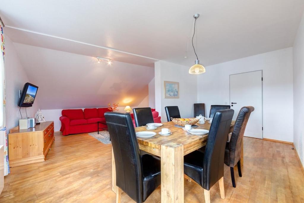 Grosse Schoene 3 Zimmer Ferienwohnung - 100 Qm - In Strandnaehe Fuer 6 Personen!! Heringsdorf  Esterno foto
