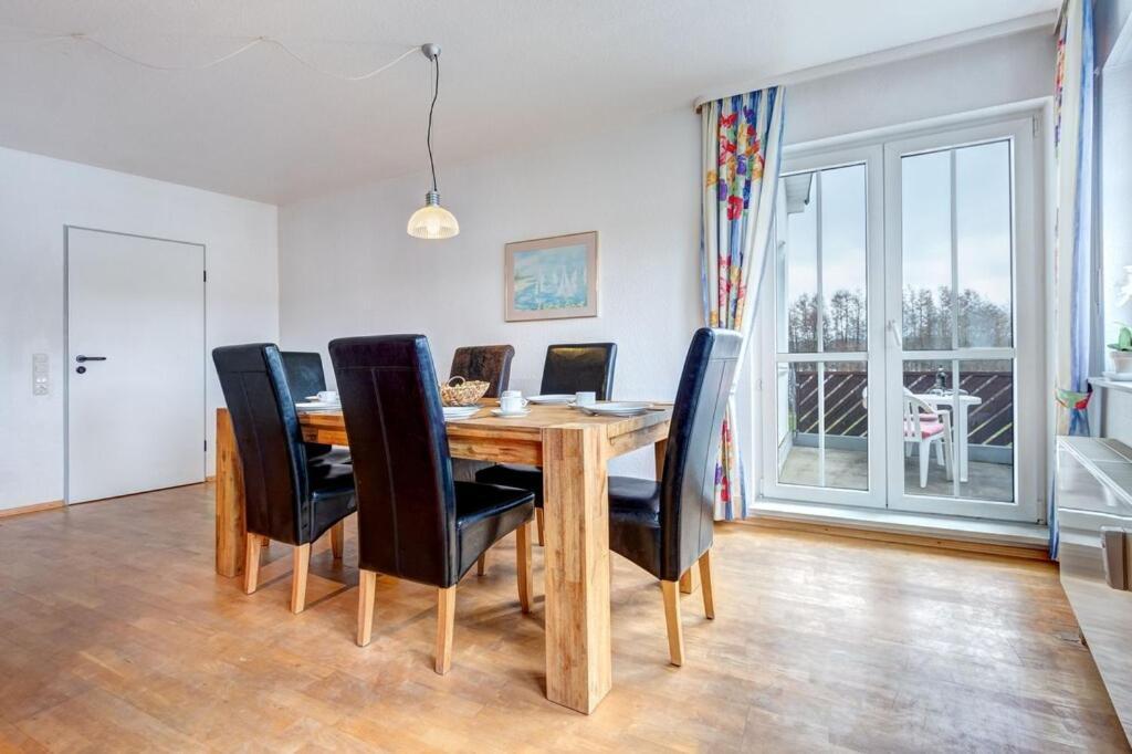 Grosse Schoene 3 Zimmer Ferienwohnung - 100 Qm - In Strandnaehe Fuer 6 Personen!! Heringsdorf  Esterno foto